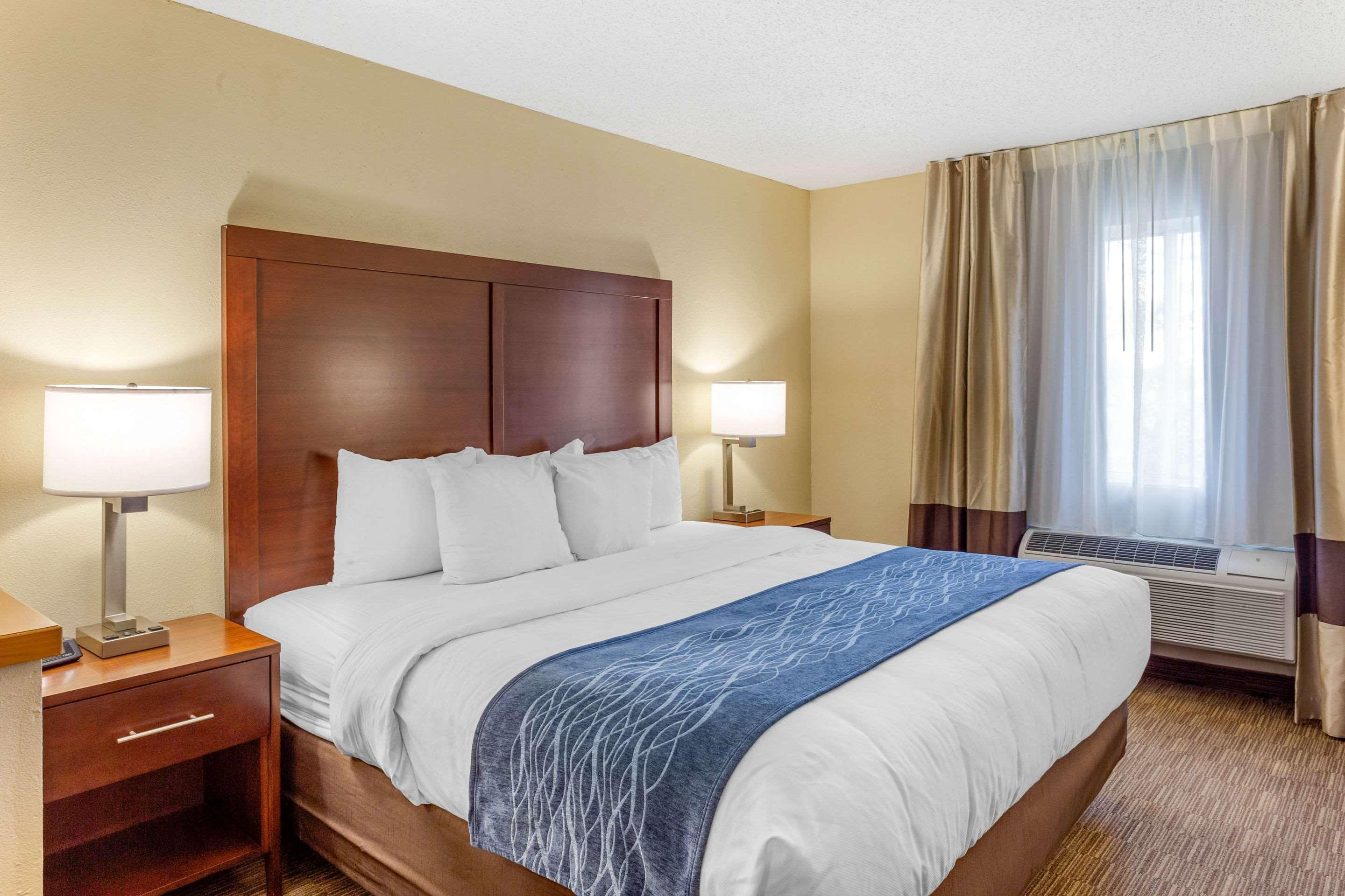 Comfort Inn Rockford Near Casino District Dış mekan fotoğraf