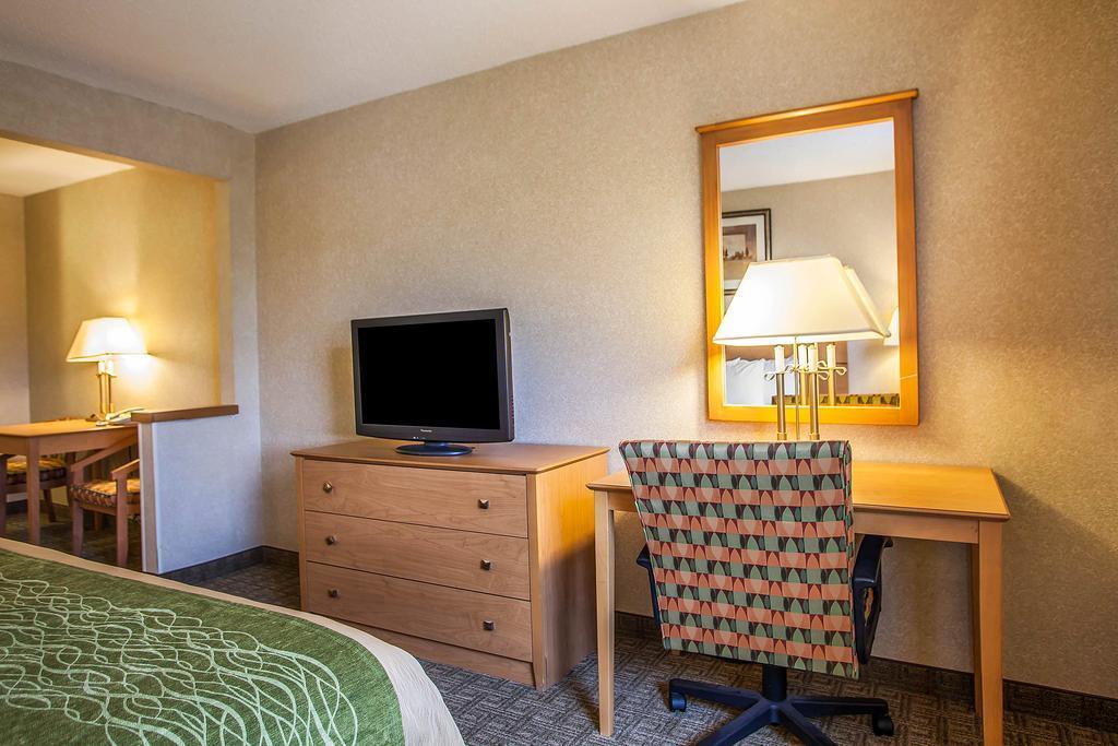 Comfort Inn Rockford Near Casino District Dış mekan fotoğraf