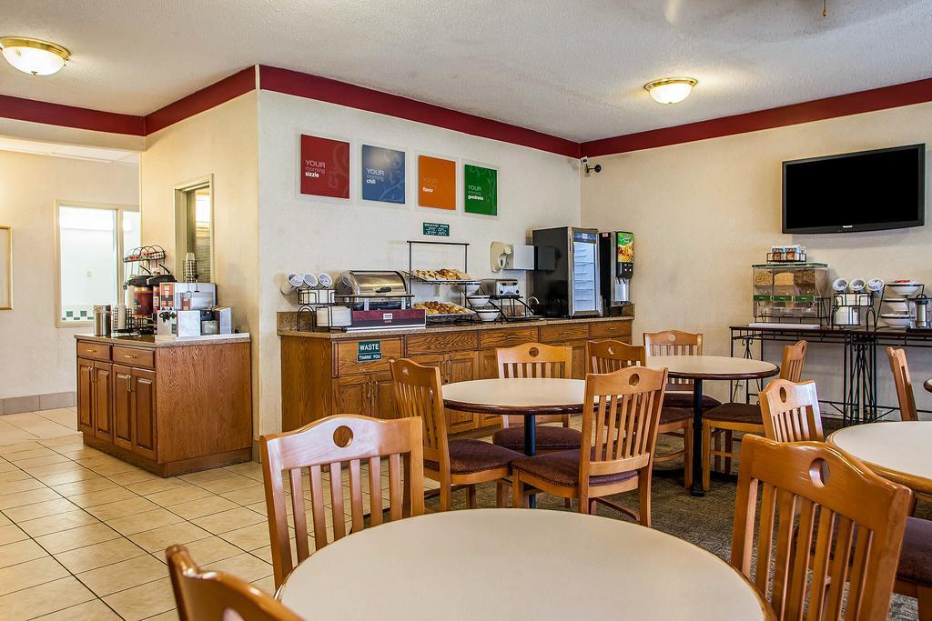Comfort Inn Rockford Near Casino District Dış mekan fotoğraf