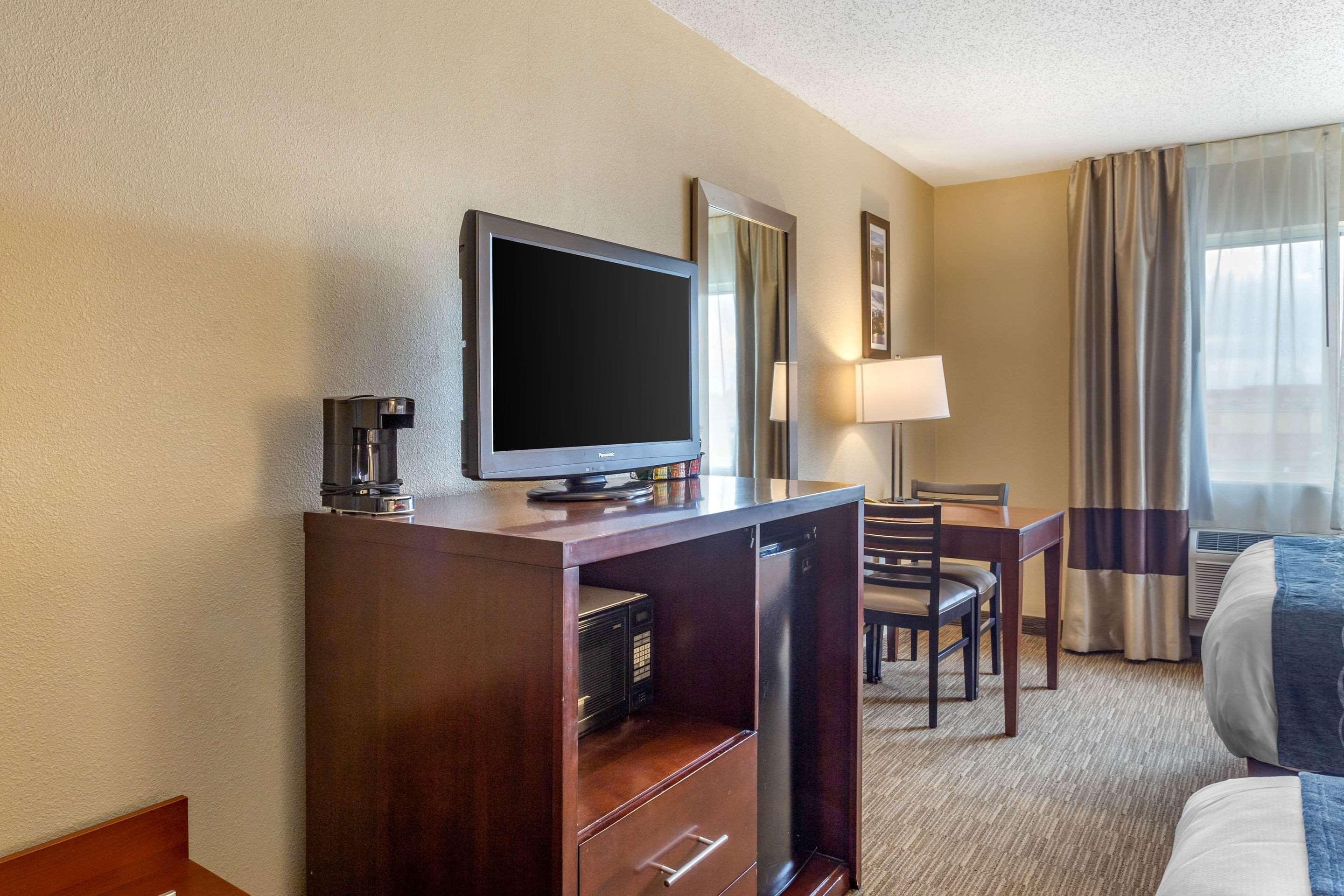 Comfort Inn Rockford Near Casino District Dış mekan fotoğraf