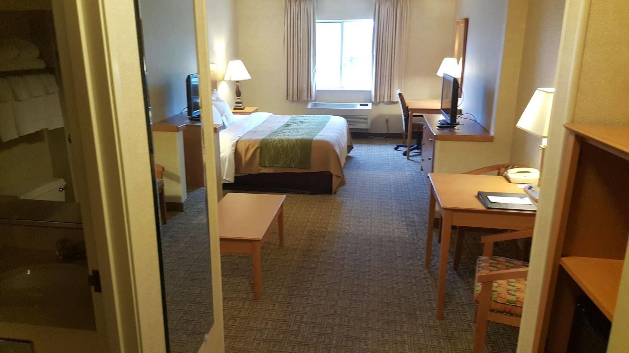 Comfort Inn Rockford Near Casino District Dış mekan fotoğraf